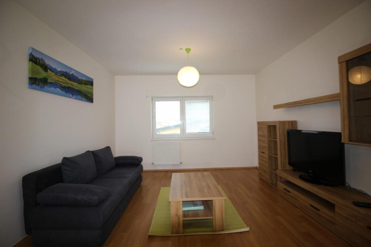 Apartman 502 Ruzindol Buitenkant foto