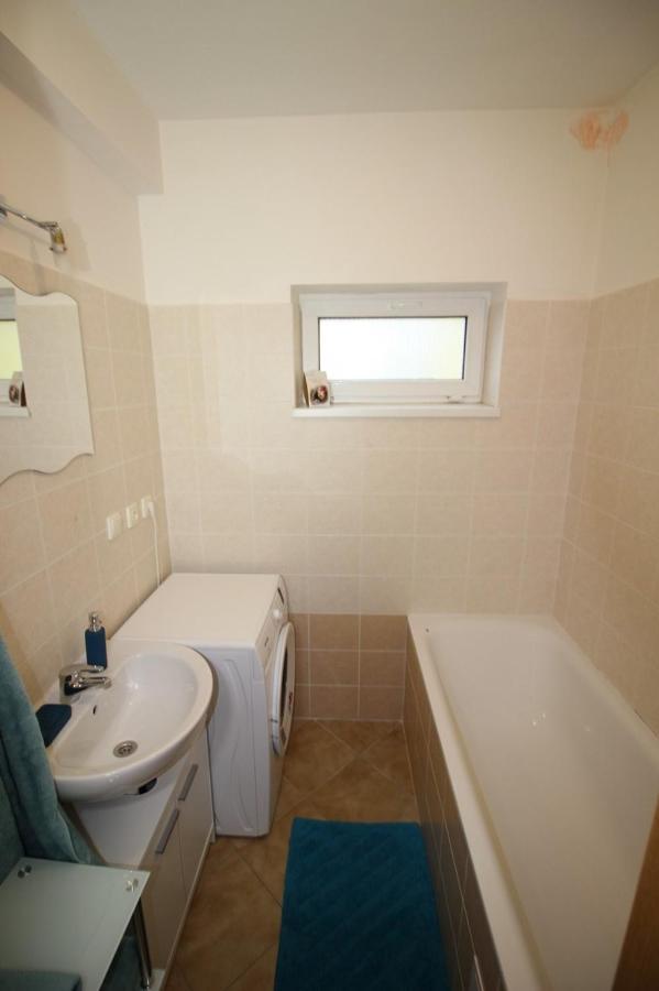Apartman 502 Ruzindol Buitenkant foto